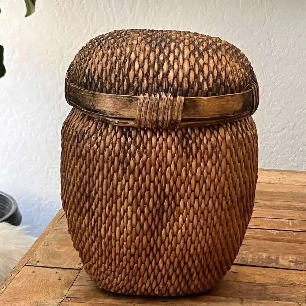 Unbranded this antique